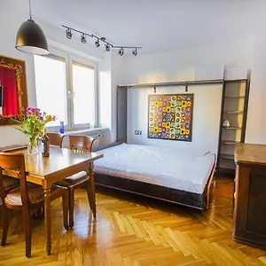 Charming Next To Lazienki Park And Center Warszawa