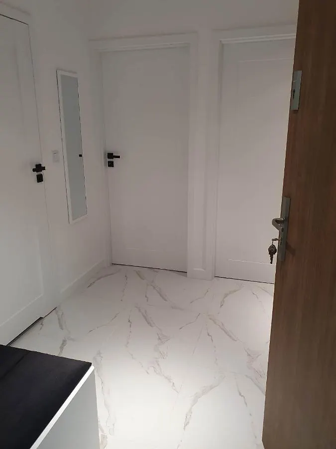 Homestay Apartament 3 Pokojowy Lub Pokoj W Mieszkaniu W Nowym Bloku Warsaw