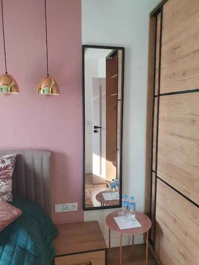 Apartament 3 Pokojowy Lub Pokoj W Mieszkaniu W Nowym Bloku Warsaw Homestay